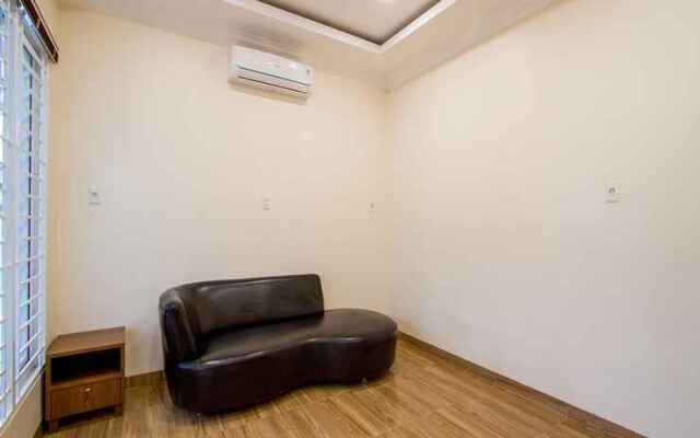 Super OYO 3316 Adam Malik Guesthouse Near Stasiun Medan