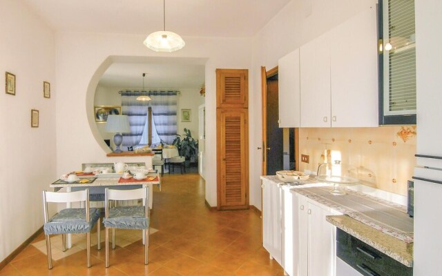 Amazing Home in Montignoso -ms- With 3 Bedrooms and Wifi