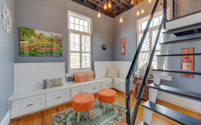 Downtown Winston-salem Condo w/ Private Library!
