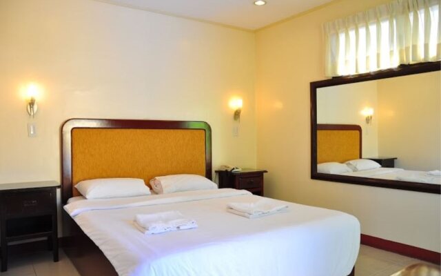 Club Manila East Taytay