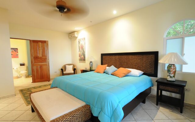 Hotel Cocomar Beachfront Hotel