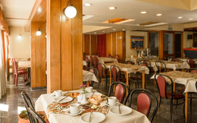 M383 Hotel Bariloche