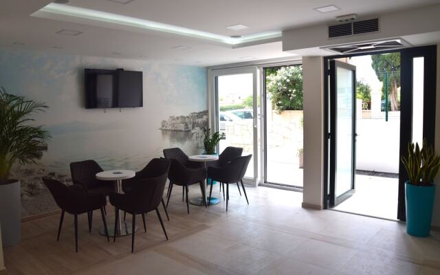 Apartments Jakov
