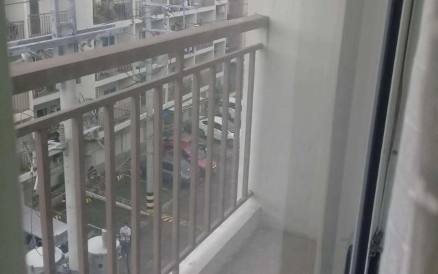 Your City•Home Apartment