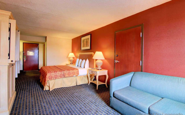 Red Roof Inn Atlanta - Six Flags