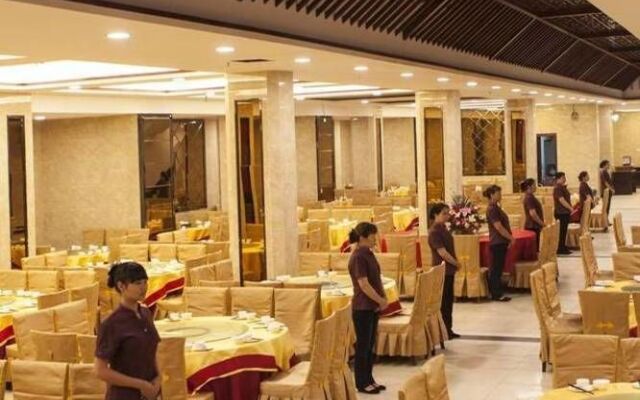 Jinyi Holiday Hotel