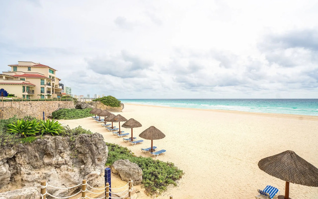 Grand Park Royal Cancún