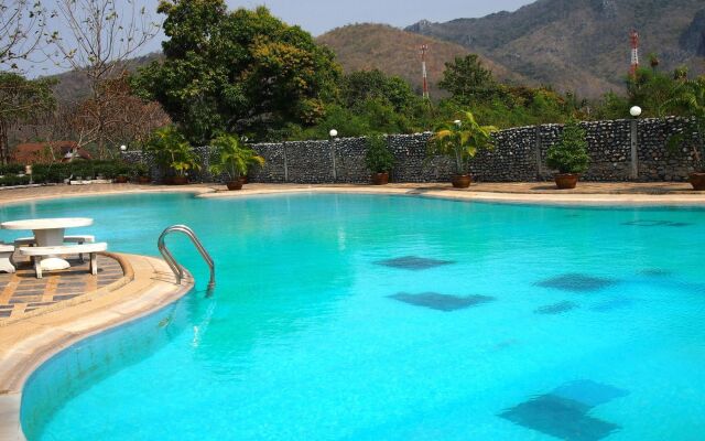 Khao Yai Country Hill Resort