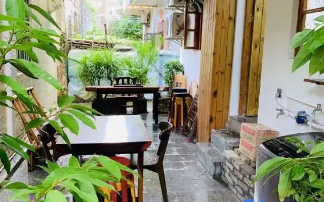 Hailing Island Huangpi Courtyard