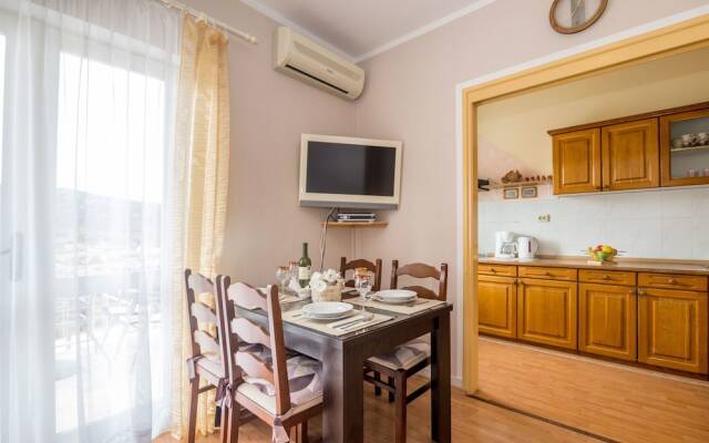 Apartments Mirjana