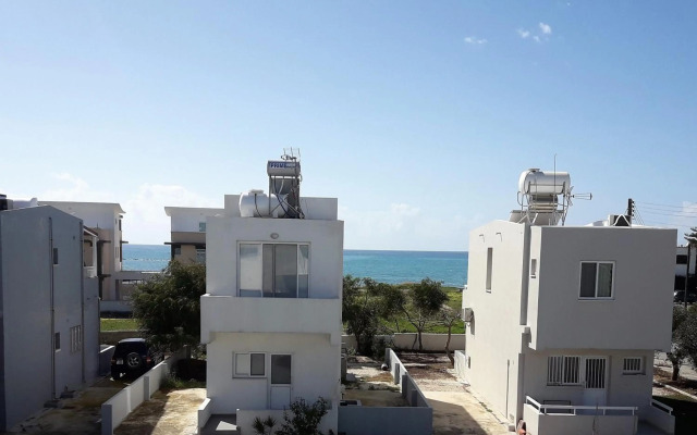Sandy Beach Complex