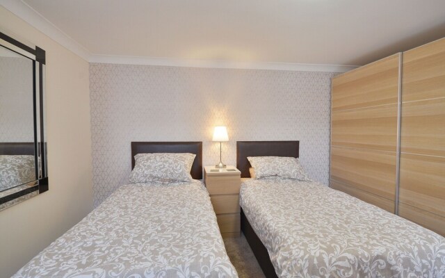 Brightwater Ground Floor Apartment up to 6 Guests