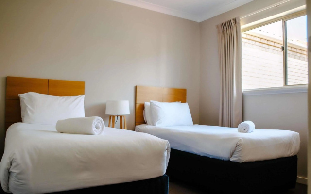Novotel Vines Resort Swan Valley – Guest Rooms – The Vines
