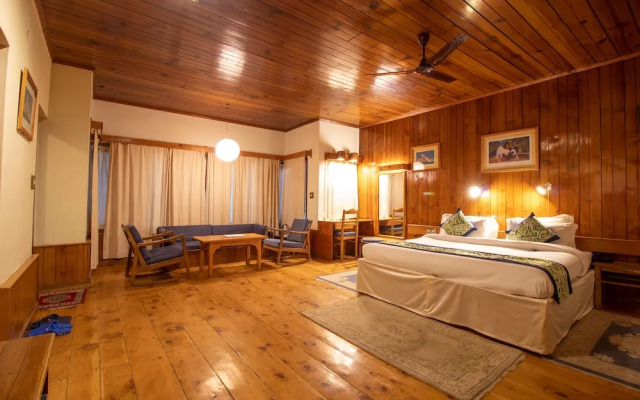 Hotel  Negis Mayflower