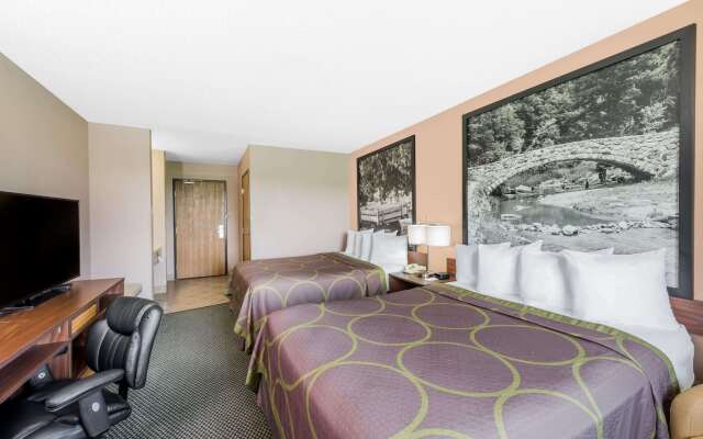 Super 8 by Wyndham Winfield/Quail Ridge Area