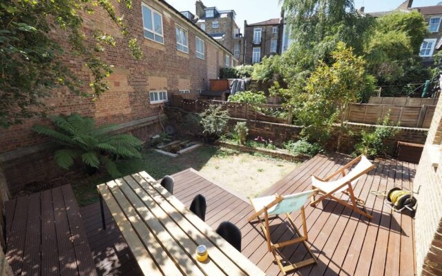 2 Bedroom Home in Dalston