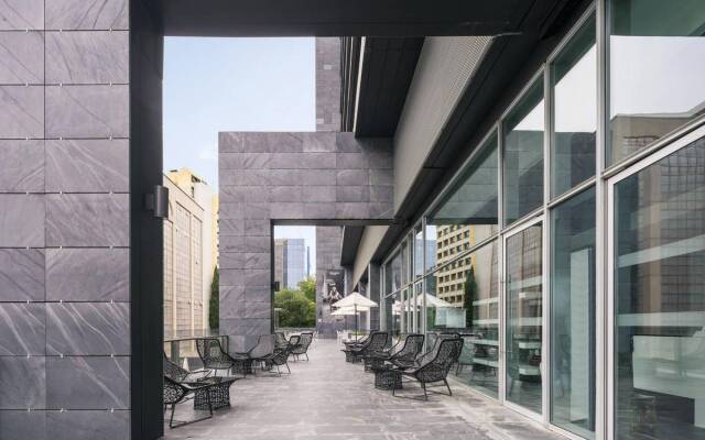 Hotel ILUNION Atrium