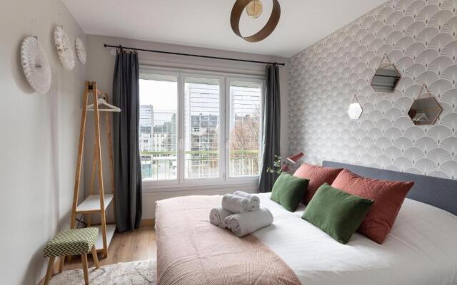 Le Phenix by Cocoonr