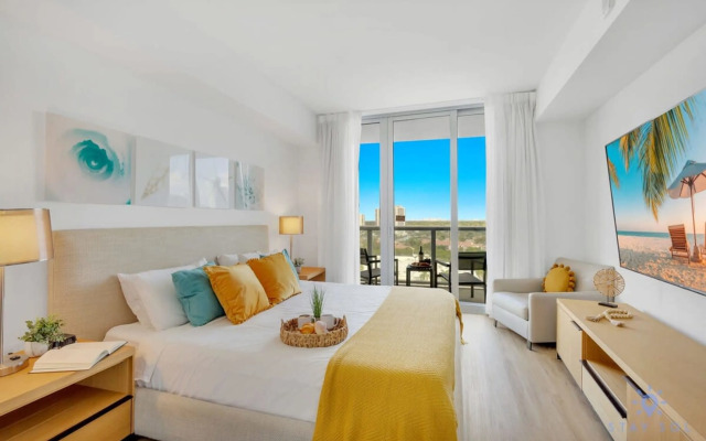 Infinite Views Amazing Pool Gym Near Beach