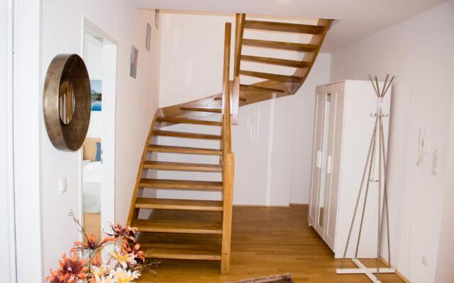 Sunny & cozy Penthouse with Terrace DG3 QS12