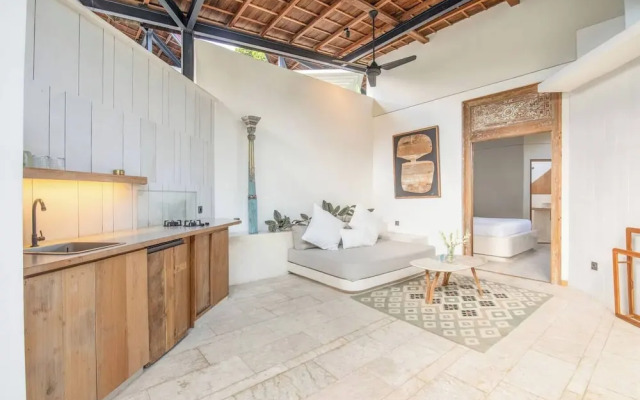 Modern 1 BR Villa 800m To Canggu Beach