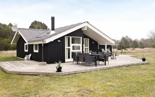 5 Person Holiday Home in Albaek