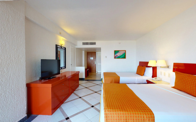 Park Royal Beach Ixtapa - All Inclusive
