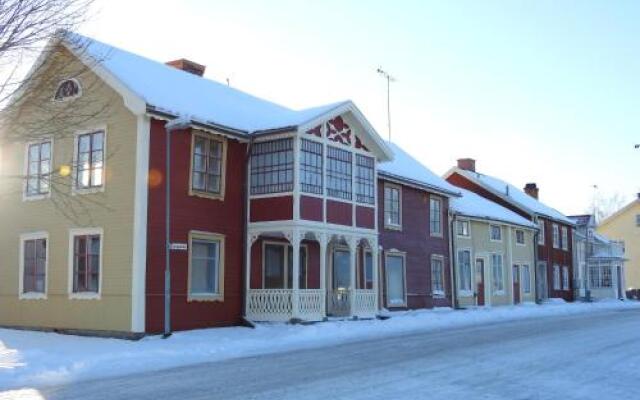 Regnbågsdalen Café & Guesthouse