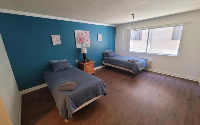 (A09) Spacious Double Bed Suite