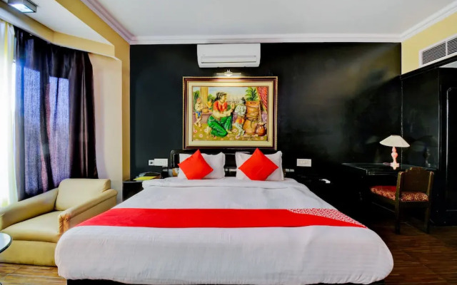 OYO 18814 Hotel Maya International