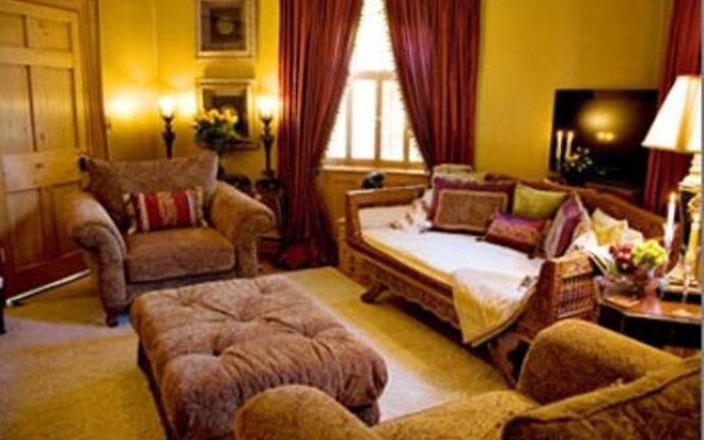 The Georgian Residence Luxury Boutique Suites