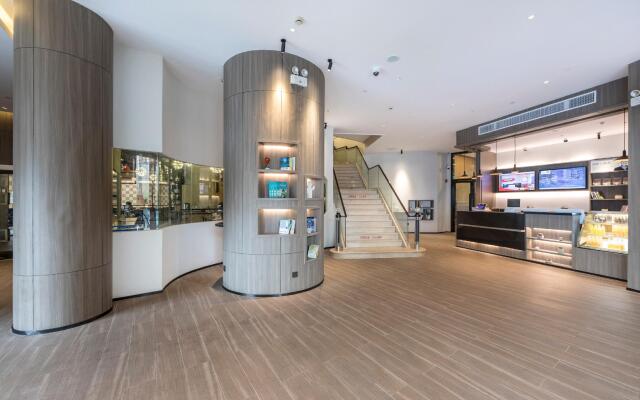 Hanting Hotel Shanghai Xujiahui Yishan Road Metro Station