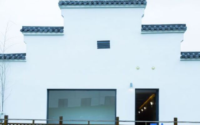 Wuxi Dayin Mountain Residence Garden Homestay