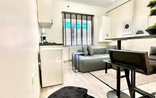 Taksi̇m Whi̇te Sui̇t