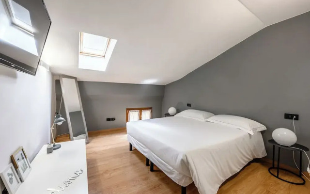Emilia Studios 7