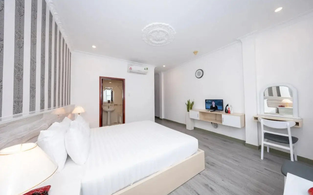 Ava Saigon Hotel