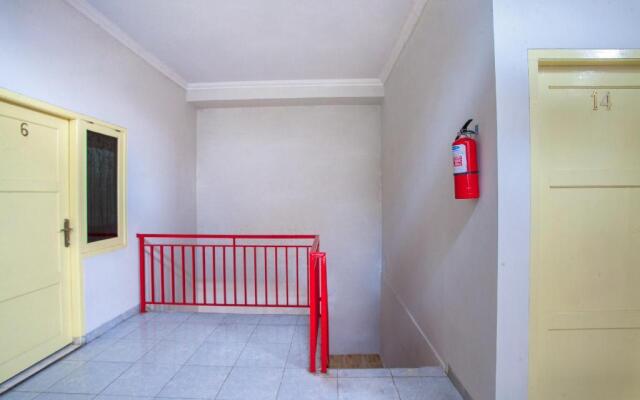 OYO 3060 Al Fatih Guest House Syariah