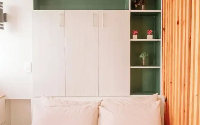 Sleek & Stylish Urban Loft