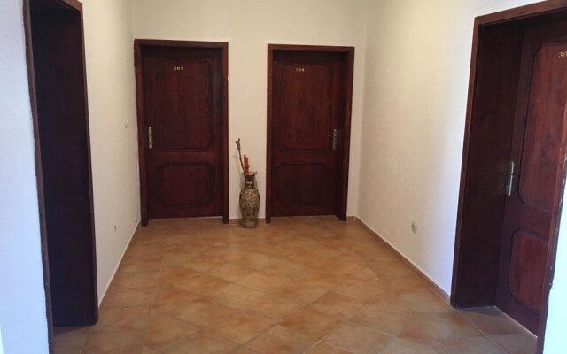 Apartments & Rooms Rozana