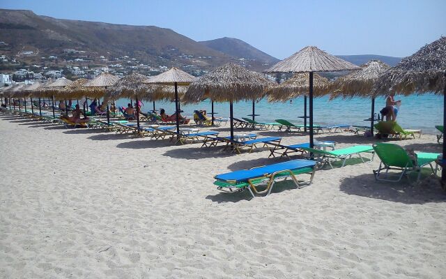 Cyclades Hotel & Studios