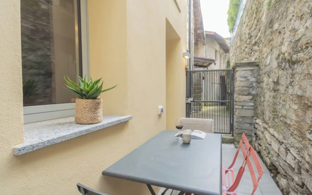 Urio's Castle Suites by Rent all Como