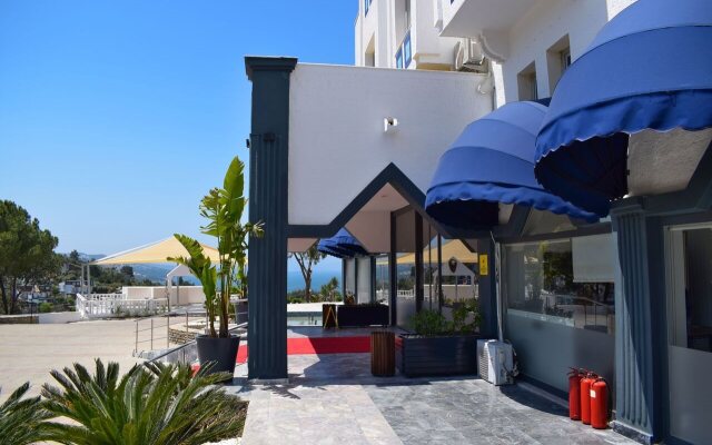 Roseira Beach Resort