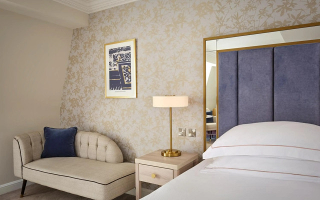 The College Green Hotel Dublin, Autograph Collection