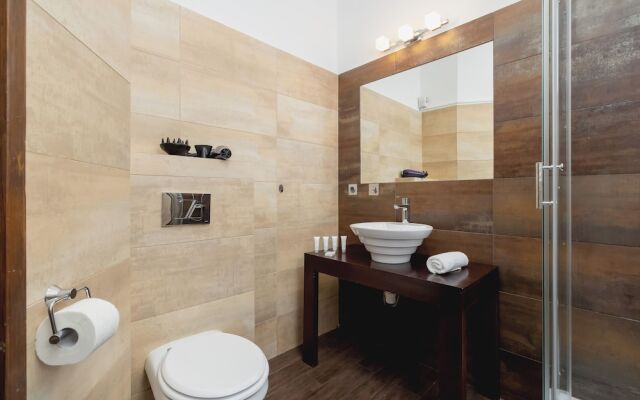 Asnyka Apartment Cracow by Renters