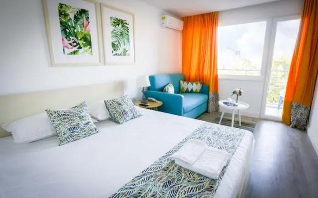 Spring Holiday Resort