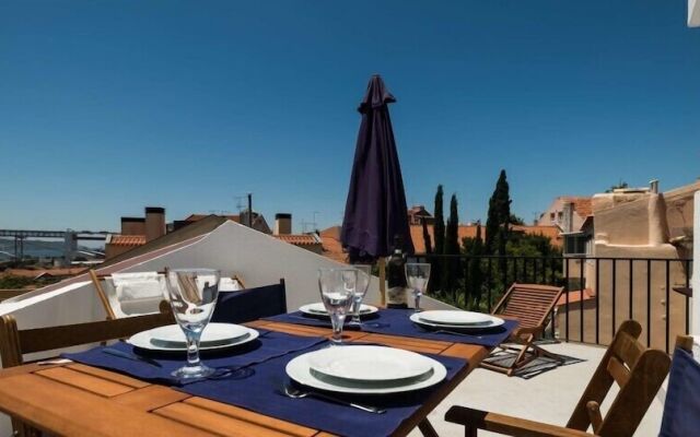 Lisbon Apartments near River