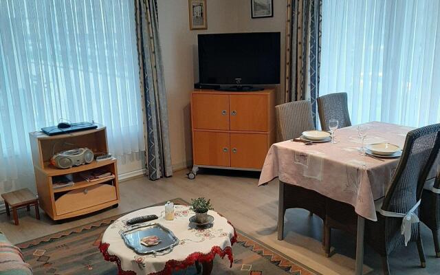 Snug Apartment in Wenduine near Sea