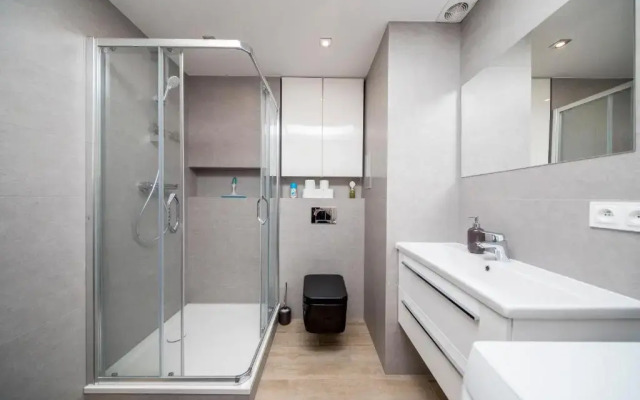 6 Cities Rooms