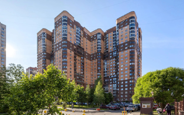 Апартаменты на проспекте Космонавтов 61 к2