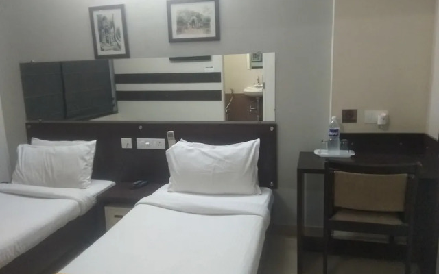 Peanut Hotel by JK Rooms
